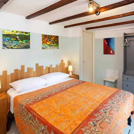 Borgo Paradiso Guest house